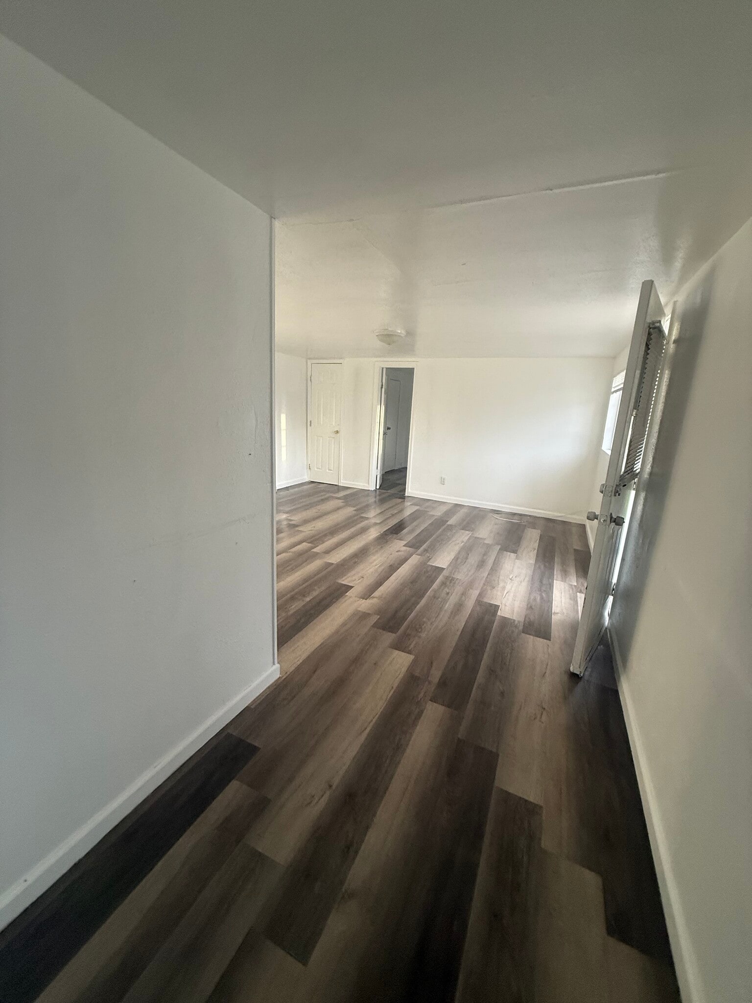 Building Photo - 9022 State Highway 99E