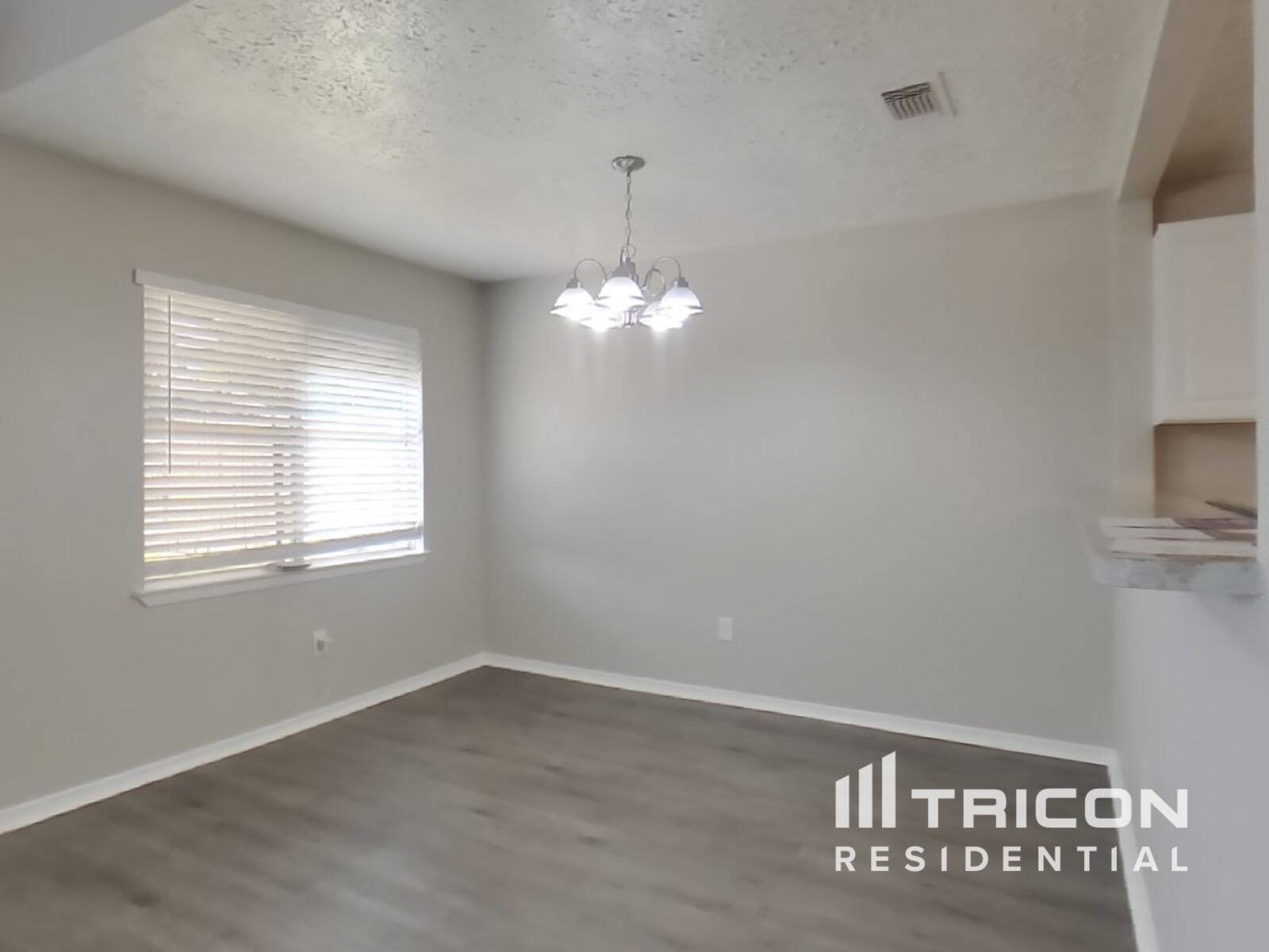 Building Photo - 16319 Silver Sky Ln