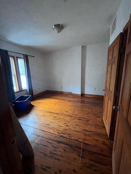 Building Photo - 8 Sewall St