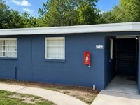 Building Photo - 2133 E Camp N Comfort Ln