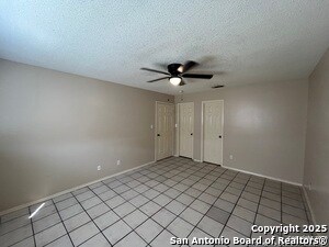 Building Photo - 5619 Lakebend W Dr