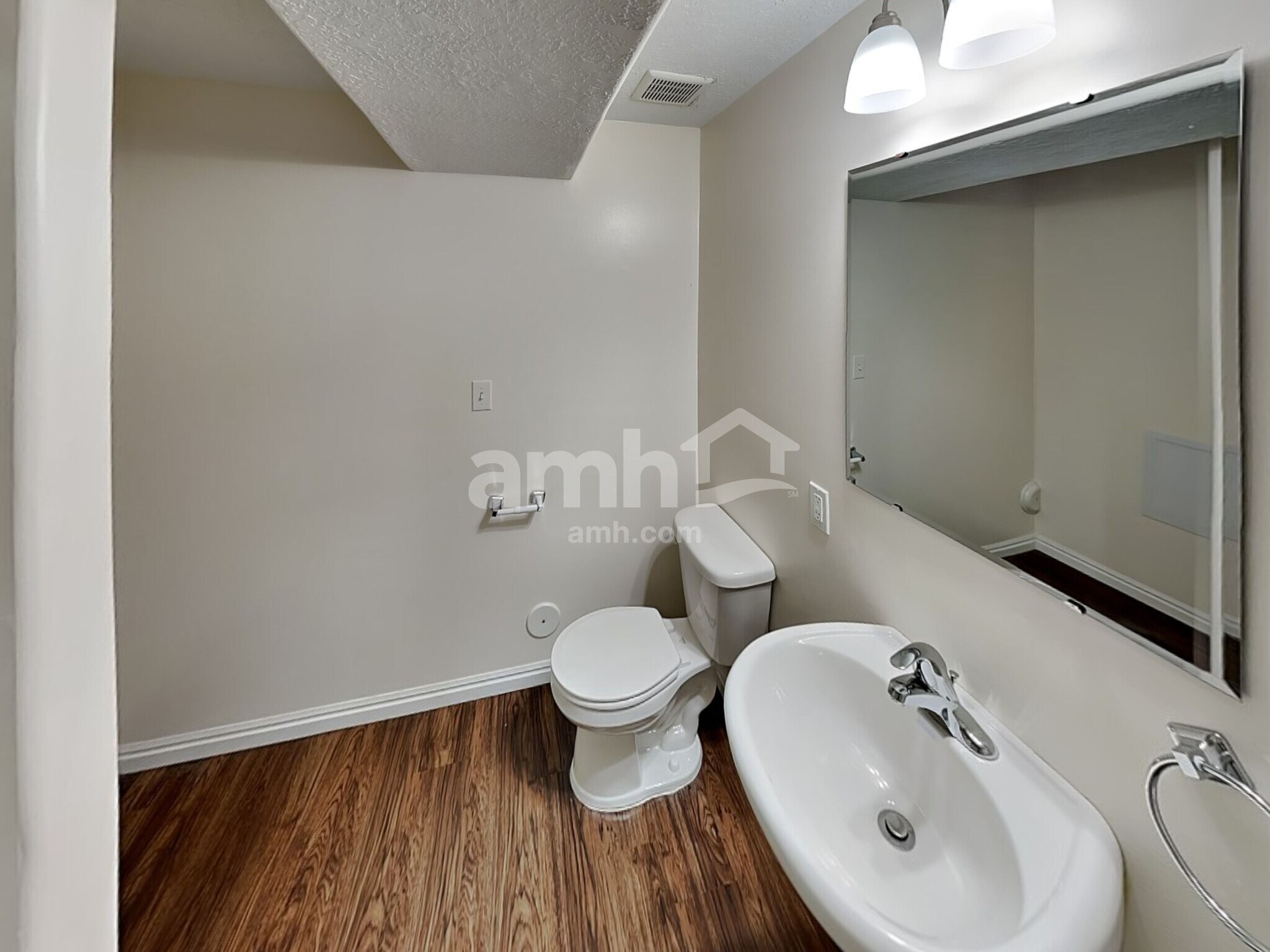 Building Photo - 2601 W 1630 N