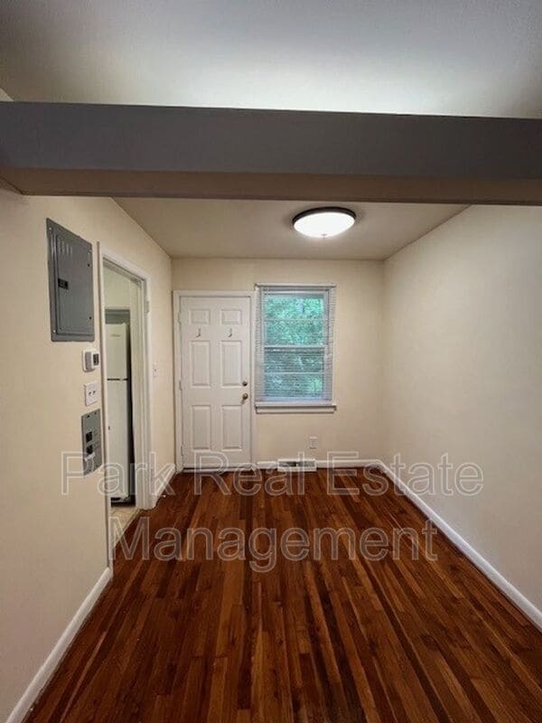 Building Photo - 117 Purefoy Rd