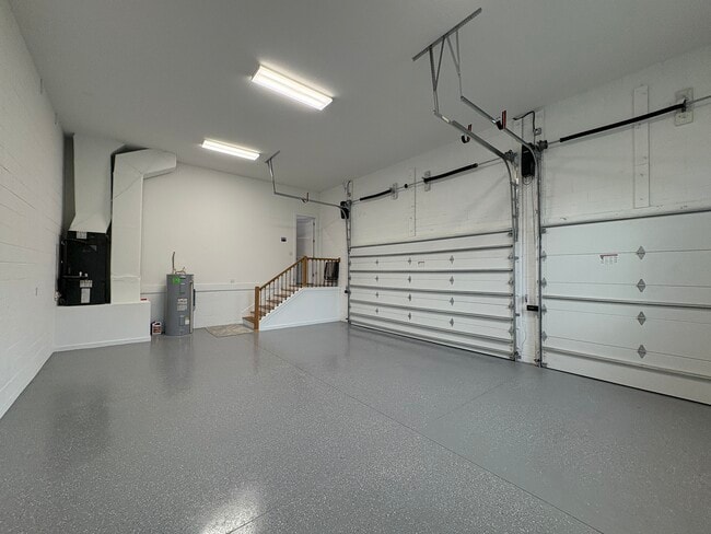 Building Photo - 547 Sanctuary Golf Pl