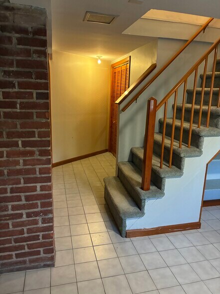 Lower floor - 197 Carter Ln