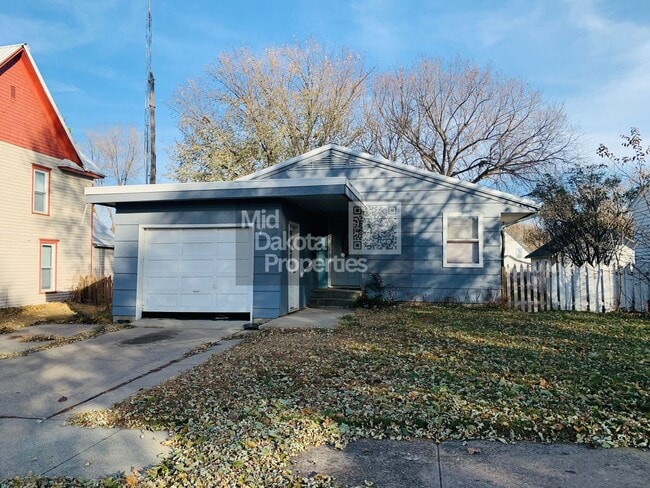 Primary Photo - 710 S Wisconsin-2 Bedroom House