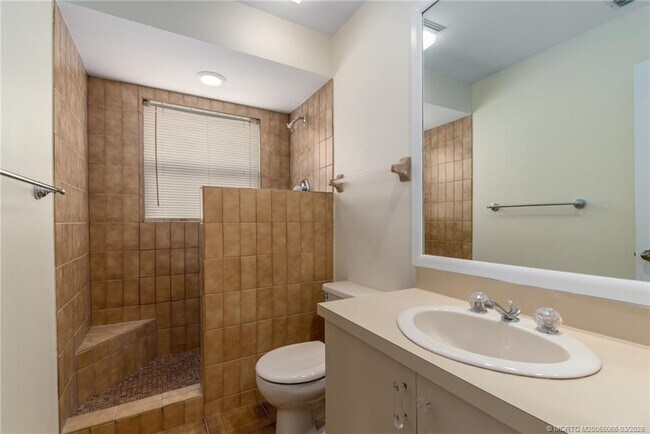 Building Photo - 2621 SW Egret Pond Cir