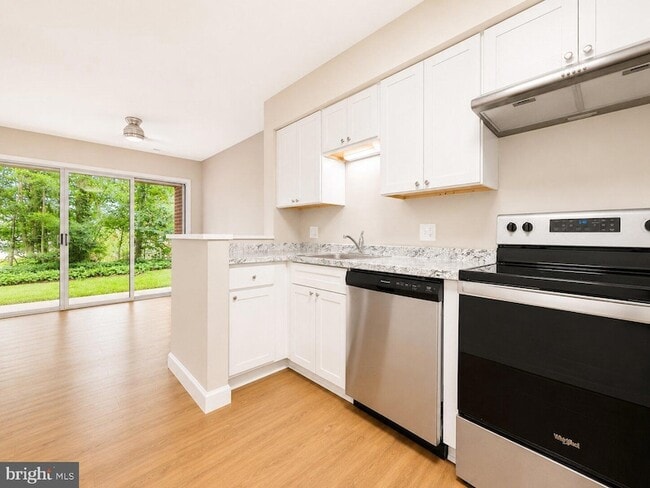 Building Photo - 11150 Beaver Trail Ct