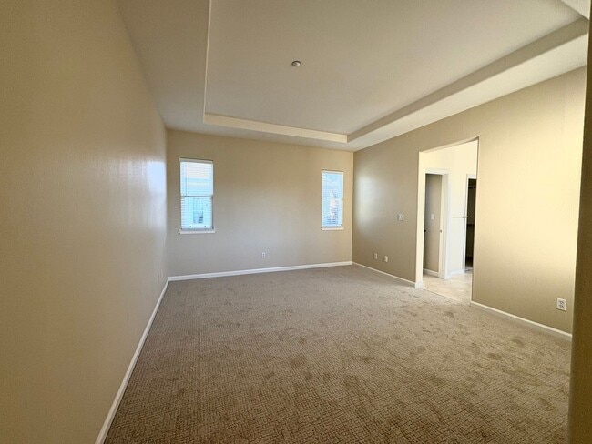 Building Photo - Beautiful 4 Bed 2.5 Bath Garin Ranch Home