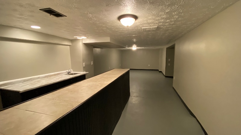 Building Photo - 1210 Carlisle Ave