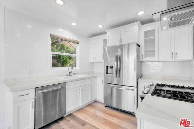 Building Photo - 3519 S Denison Ave