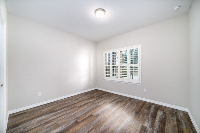 Building Photo - 18235 Winding Willow Oak Way