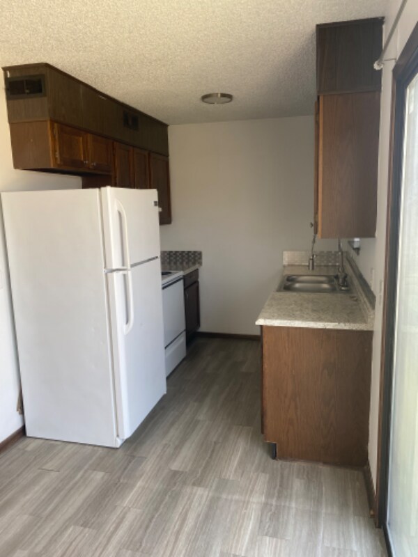 Building Photo - 117 N Brunswick St