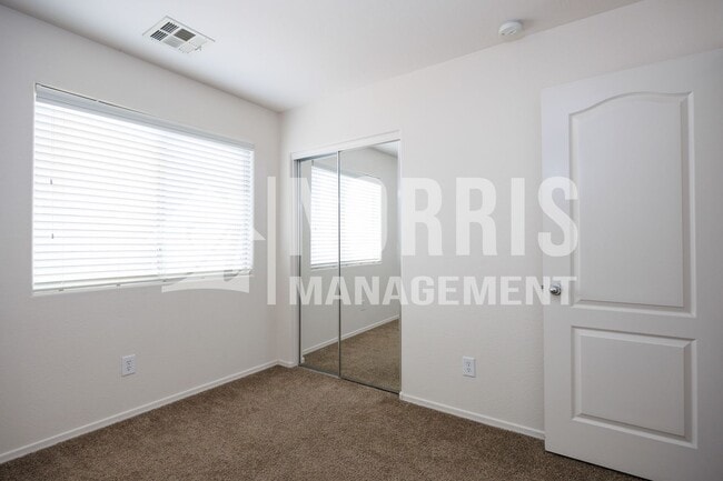 Building Photo - Beautiful Home for Rent NOW