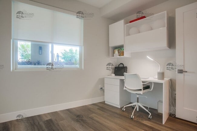 Building Photo - LUXURY 2 Bedroom with AC and Washer/Dryer, DOWNTOWN CARLSBAD VILLAGE