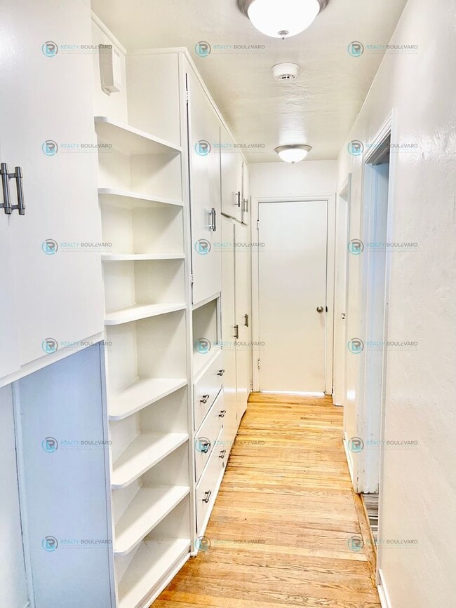 Building Photo - 90 Arden Cir