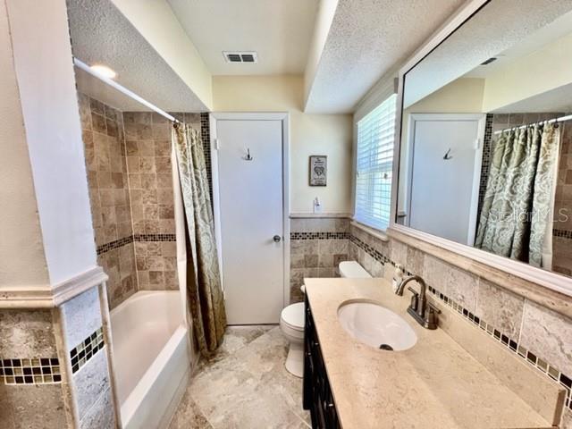 Building Photo - 9611 Towanda Ln