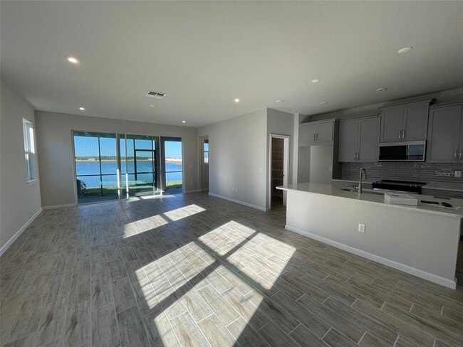 Building Photo - 2423 Arbor Wind Dr