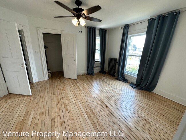 Building Photo - 3 br, 2 bath House - N89 W16229 Main St