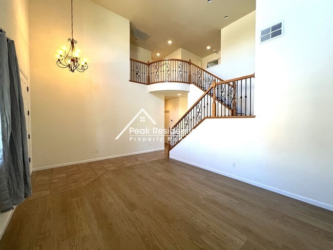 Building Photo - 8220 Sheldon Pl Dr