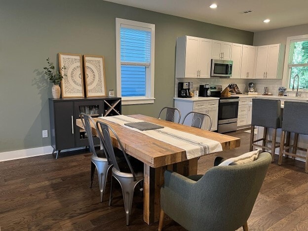 Building Photo - 720 Mill Creek Meadow Dr