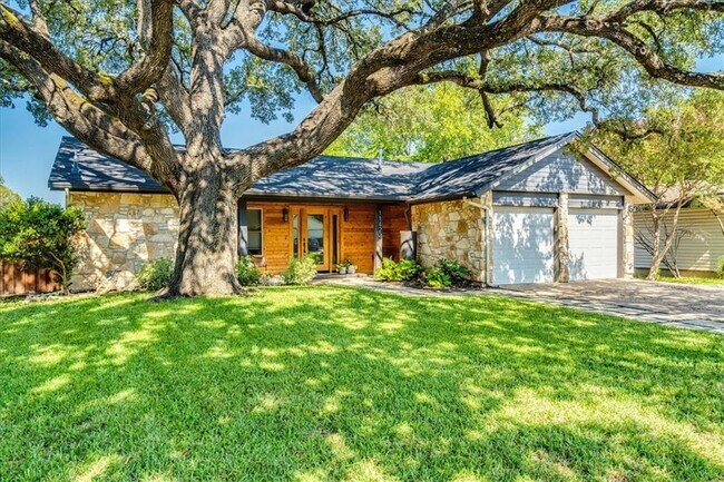 Building Photo - 11422 Bristle Oak Trail
