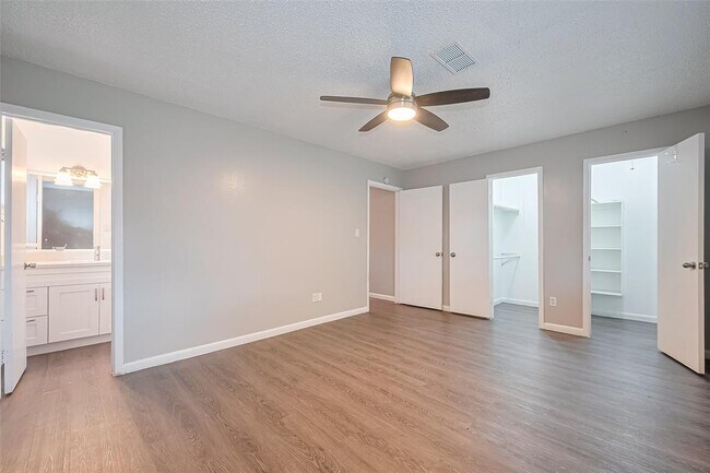 Building Photo - 14319 Waterville Way