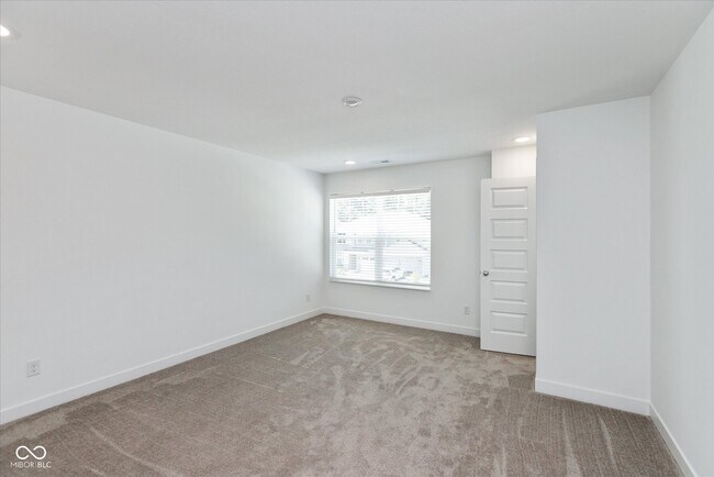 Building Photo - 3148 Hawking Ct