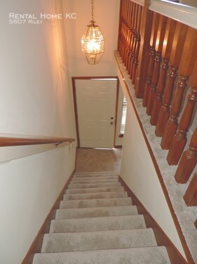 Building Photo - 5607 Riley St