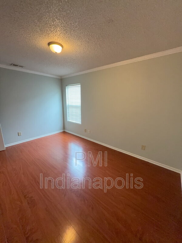 Building Photo - 12120 E 141st St