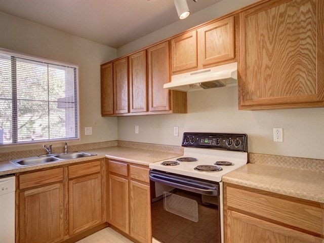 Building Photo - 2019 S 85th Ln