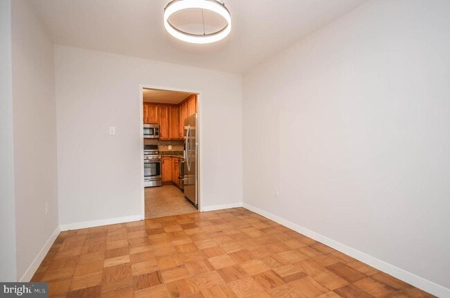 Building Photo - 3001 Veazey Terrace NW