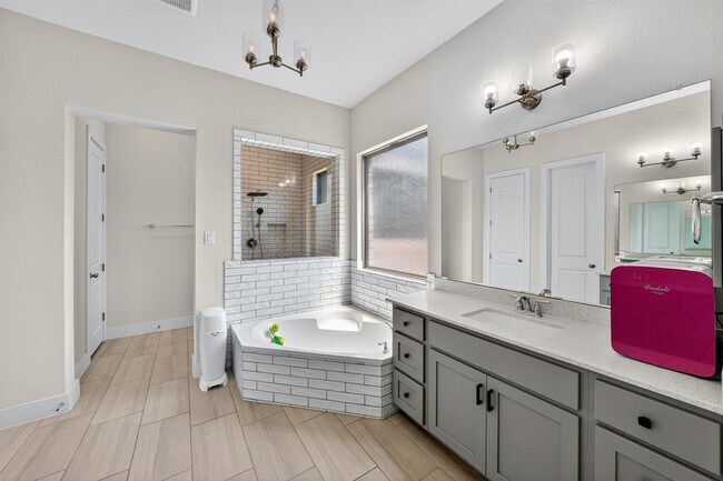 Building Photo - 109 Arcadian Cv