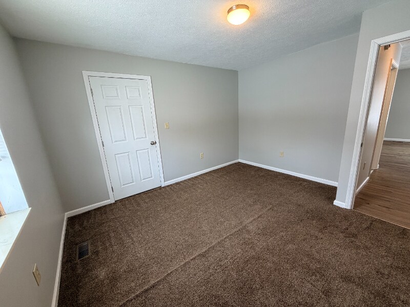 Building Photo - 8385 Shell Ln NW