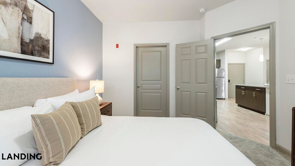 Building Photo - 10051 Perimeter Station Dr