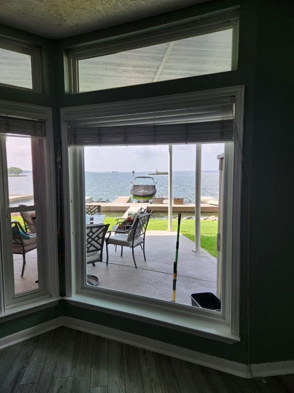 Building Photo - 2110 Gunwale Cir