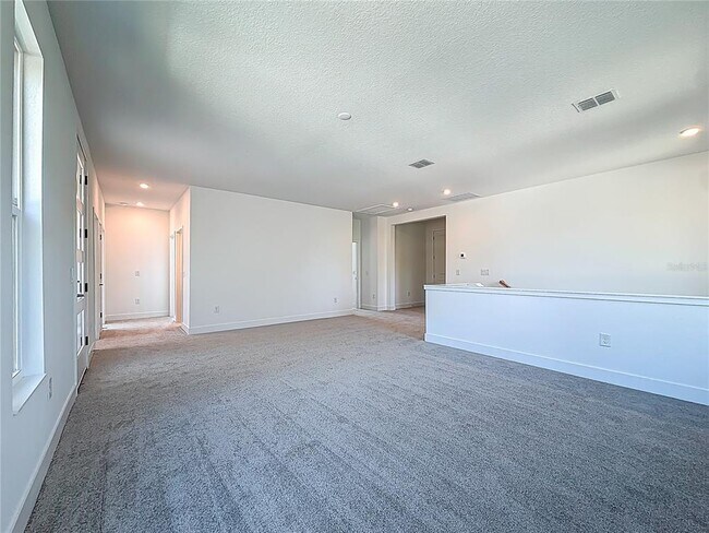 Building Photo - 4732 W Wallcraft Ave