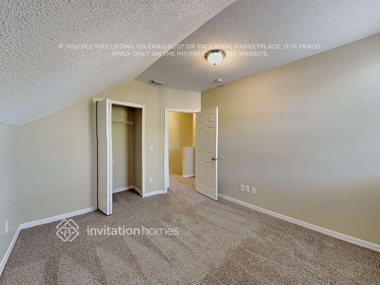 Building Photo - 4204 Forest Island Dr