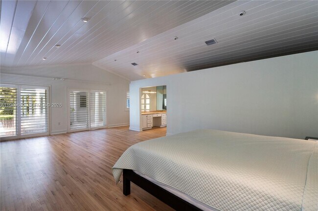 Building Photo - 4404 Alhambra Cir