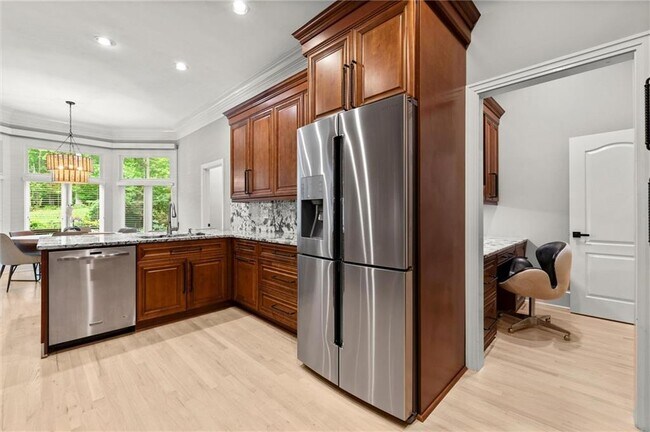 Building Photo - 1431 Waterford Green Dr