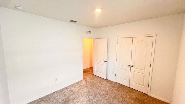 Building Photo - Modern 3-Bedroom Home with Resort-Style Amenities in New Smyrna Beach