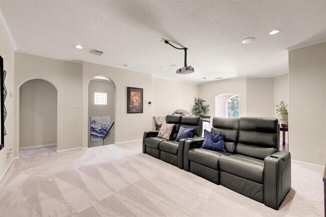 Building Photo - 305 Harborside Cir