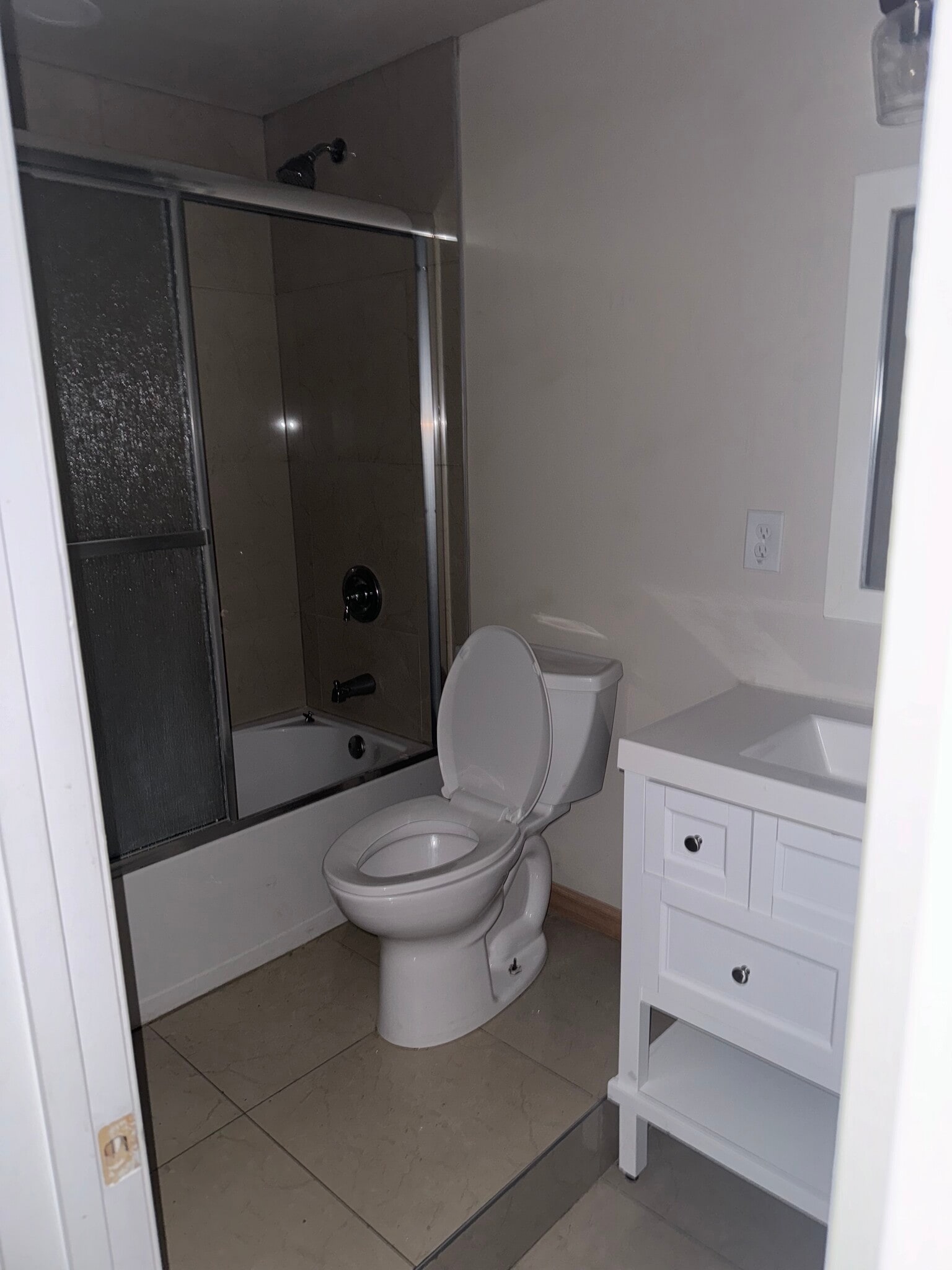 Master bathroom - 5345 Orchard Pl