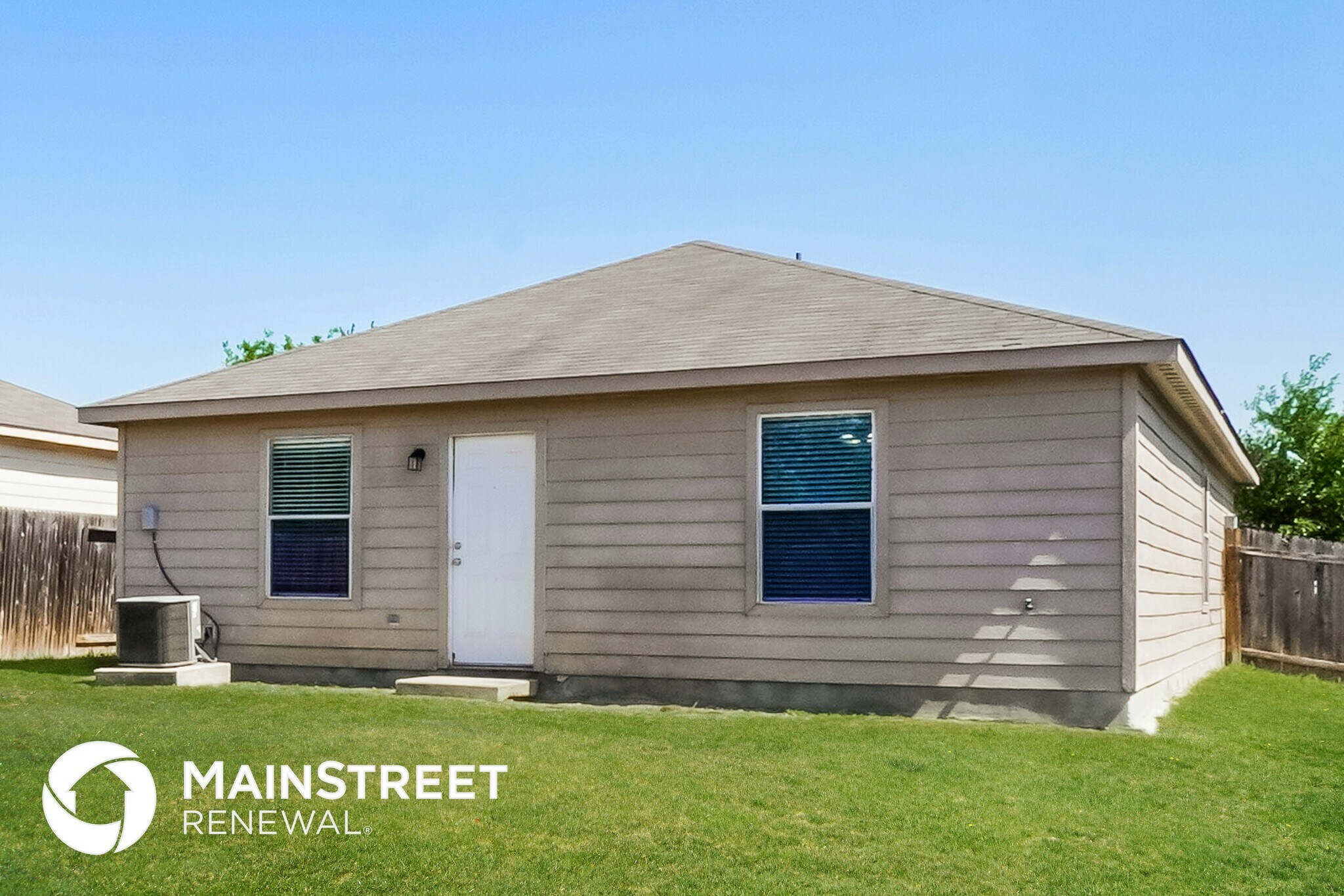 Building Photo - 11247 Pecan Canyon