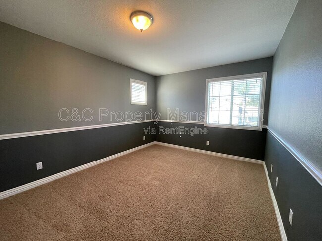 Building Photo - 41980 Trinity River Way