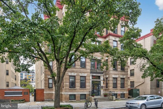 Building Photo - 1440 W St NW