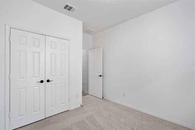 Building Photo - 12417 Franklin D Roosevelt St