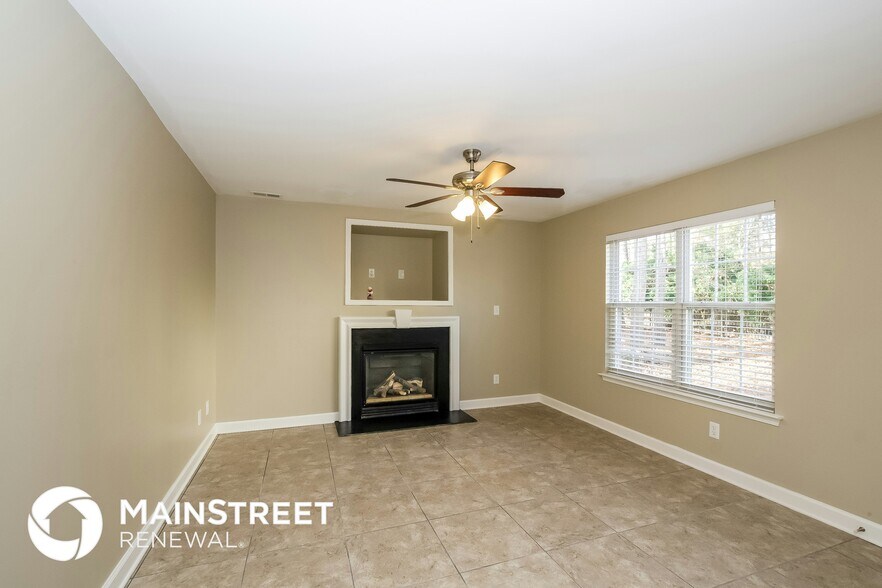 Building Photo - 6209 Forest Pond Dr