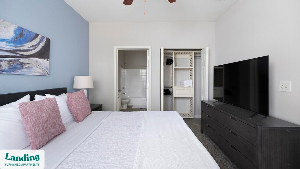 Building Photo - 261 Veterans Pkwy