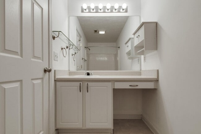 Building Photo - 3109 Harpeth Springs Dr